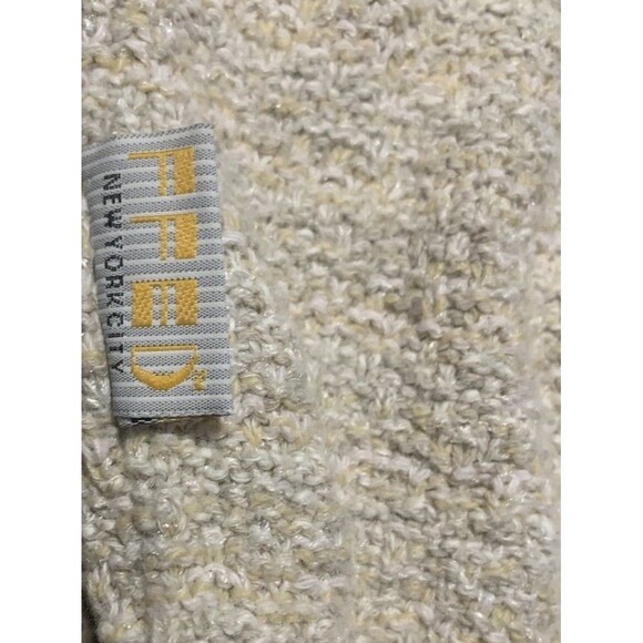 Vintage Textured Knit Beige Sweater Large Minimalist V-neck Neutral Pullover - Picture 4 of 4